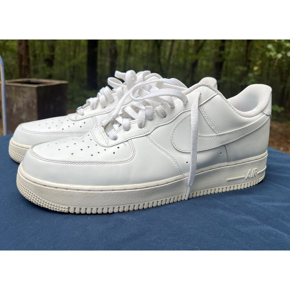 Nike Air Force 1 07 Triple White Low Mens Size 13 CW2288-111 Classic Sneaker